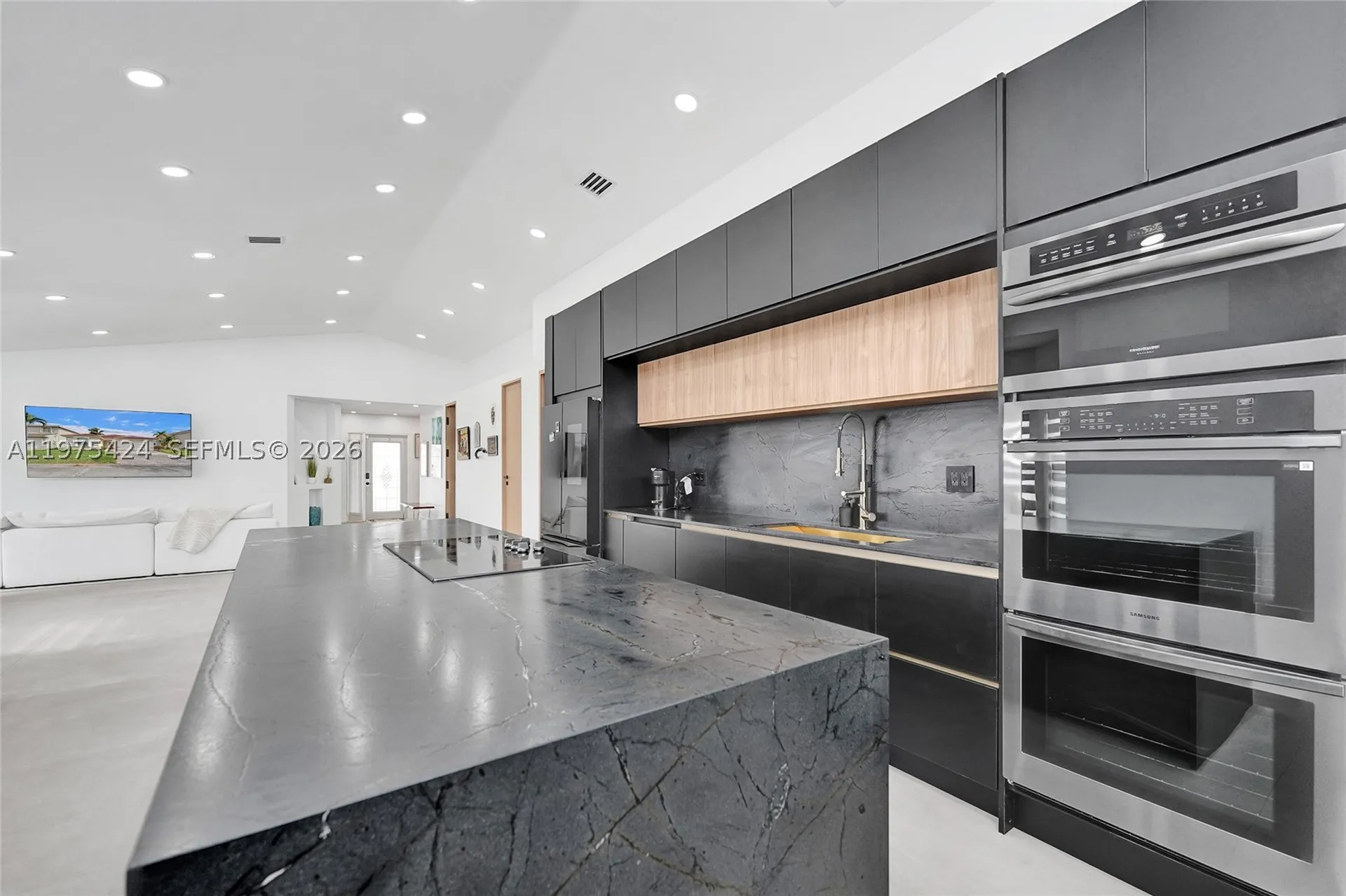 3371 SW 51st Street Hollywood FL 33312