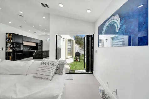 3371 SW 51st Street Hollywood FL 33312