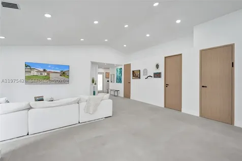 3371 SW 51st Street Hollywood FL 33312
