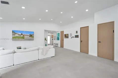 3371 SW 51st Street Hollywood FL 33312