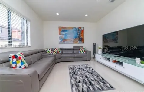 16588 SW 44 Street Kendall FL 33185