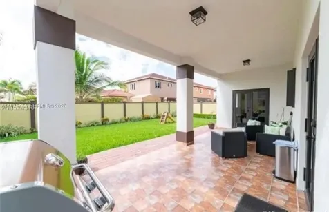 16588 SW 44 Street Kendall FL 33185