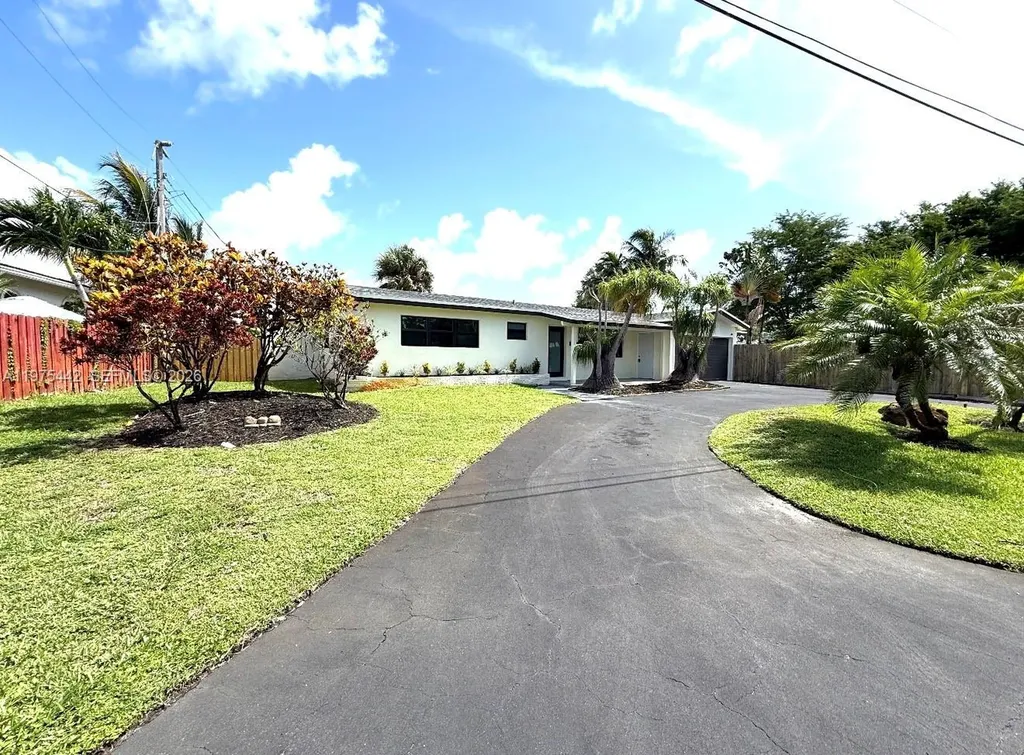 4021 NE 17th Terrace Oakland Park FL 33334