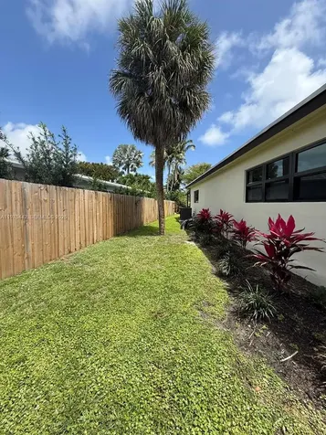4021 NE 17th Terrace Oakland Park FL 33334