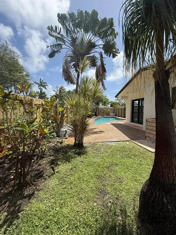 4021 NE 17th Terrace Oakland Park FL 33334