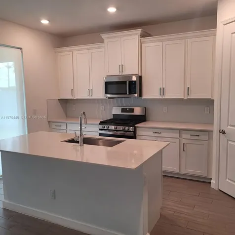1200 Sterling Pine Place Loxahatchee FL 33470