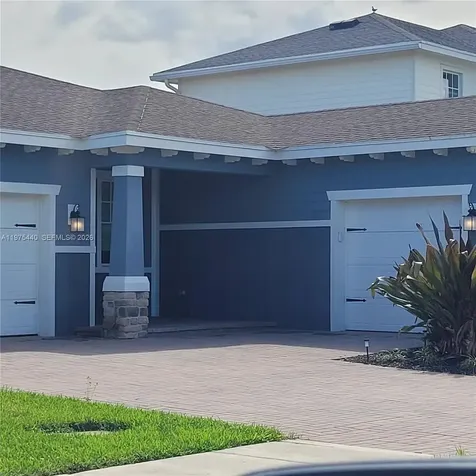 1200 Sterling Pine Place Loxahatchee FL 33470