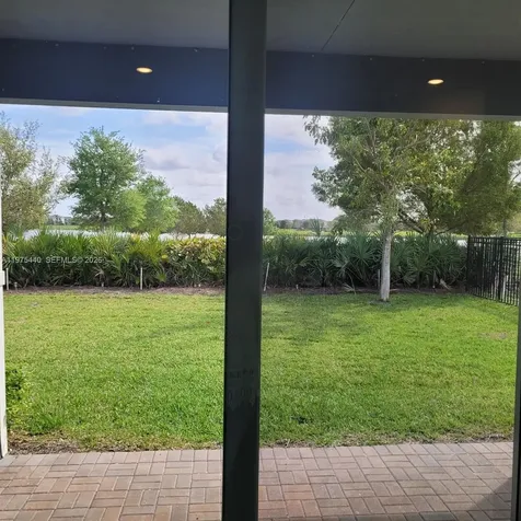1200 Sterling Pine Place Loxahatchee FL 33470