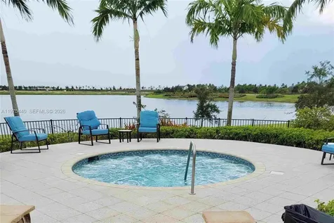 1200 Sterling Pine Place Loxahatchee FL 33470