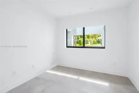 13306 SW 58th Court Pinecrest FL 33156