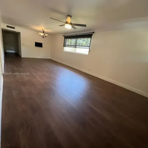 109 SW 1st Avenue Hallandale Beach FL 33009