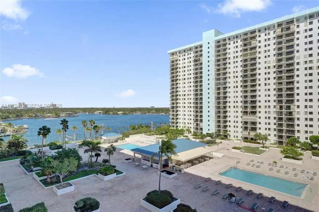 1201 S Ocean Drive Hollywood FL 33019