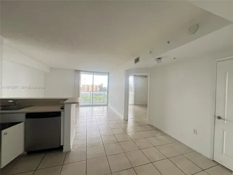5077 NW 7th Street Miami FL 33126