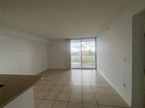 5077 NW 7th Street Miami FL 33126