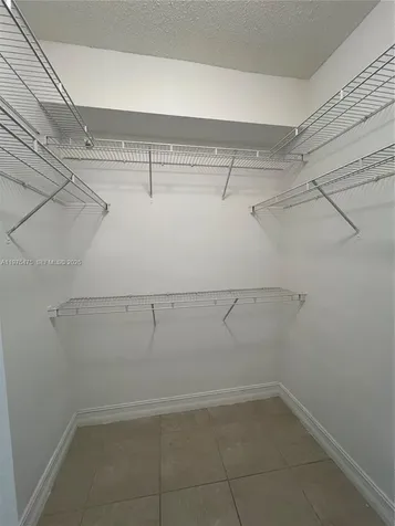 5077 NW 7th Street Miami FL 33126