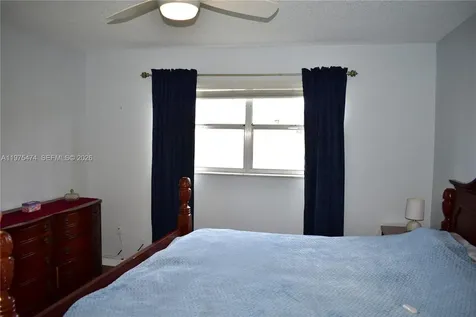 2801 N Pine Island Road Sunrise FL 33322