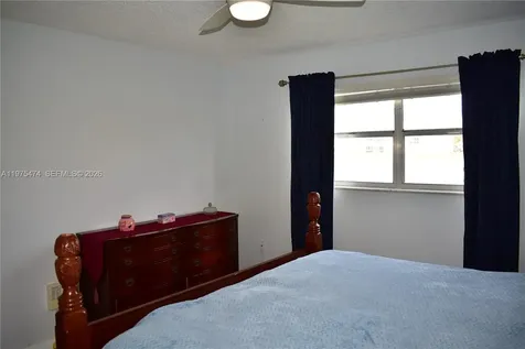 2801 N Pine Island Road Sunrise FL 33322