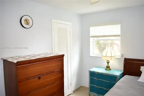 2801 N Pine Island Road Sunrise FL 33322