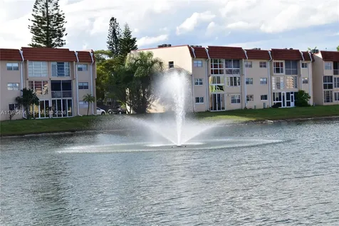 2801 N Pine Island Road Sunrise FL 33322