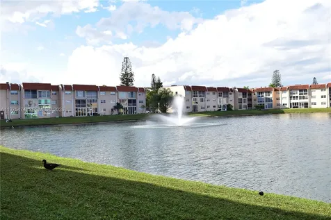 2801 N Pine Island Road Sunrise FL 33322