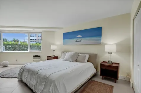 1936 S Ocean Hallandale Beach FL 33009