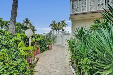 1936 S Ocean Hallandale Beach FL 33009