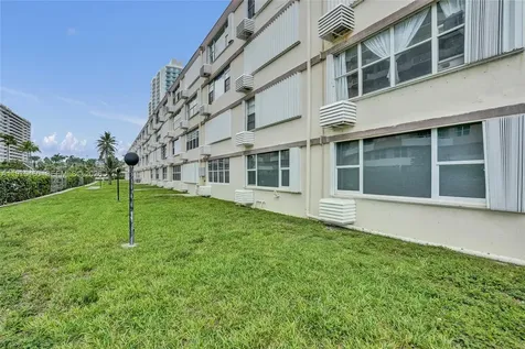 1936 S Ocean Hallandale Beach FL 33009