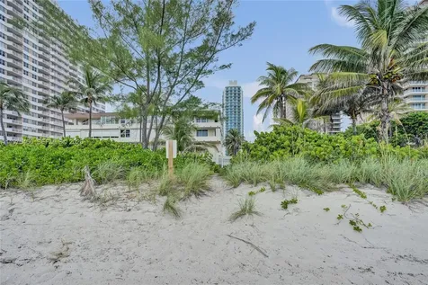 1936 S Ocean Hallandale Beach FL 33009