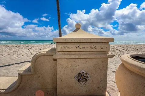 302 New Hampshire Street Hollywood FL 33019