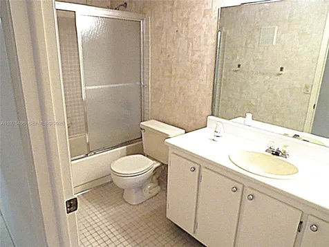 10753 W Clairmont Circle Tamarac FL 33321