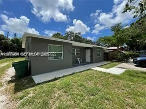 4910 SW 28th Terrace Dania Beach FL 33312