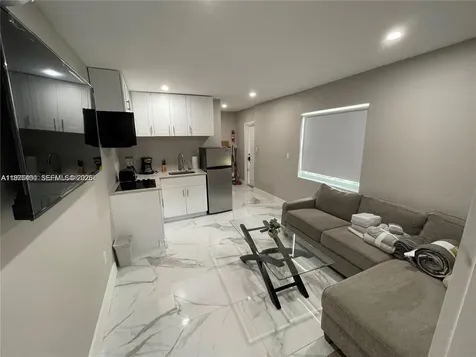 4910 SW 28th Terrace Dania Beach FL 33312