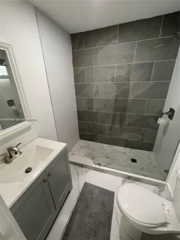 4910 SW 28th Terrace Dania Beach FL 33312