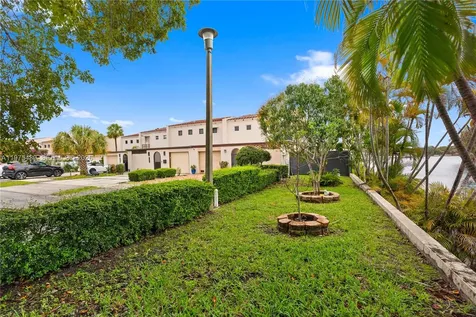 7282 Jacaranda Lane Miami Lakes FL 33014
