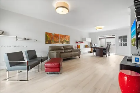 7282 Jacaranda Lane Miami Lakes FL 33014