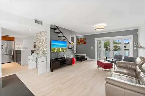 7282 Jacaranda Lane Miami Lakes FL 33014