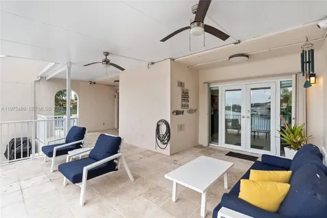 7282 Jacaranda Lane Miami Lakes FL 33014