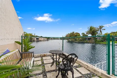 7282 Jacaranda Lane Miami Lakes FL 33014