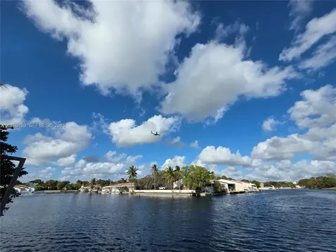 7282 Jacaranda Lane Miami Lakes FL 33014