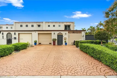 7282 Jacaranda Lane Miami Lakes FL 33014