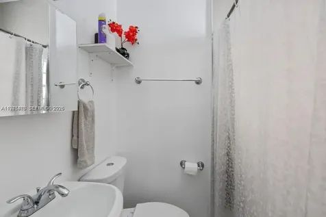 335 Ocean Drive Miami Beach FL 33139