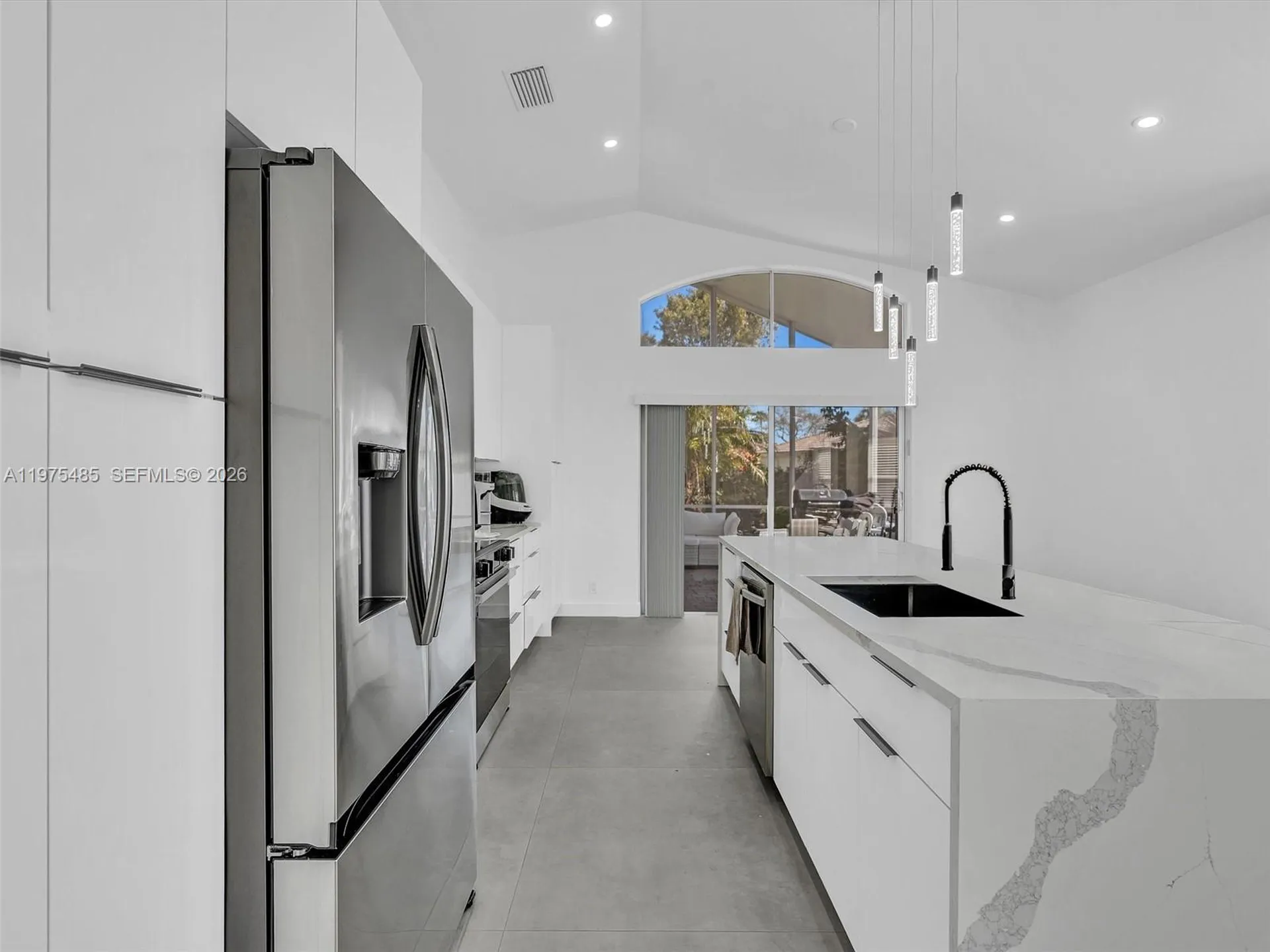 4962 SW 32nd Way Hollywood FL 33312
