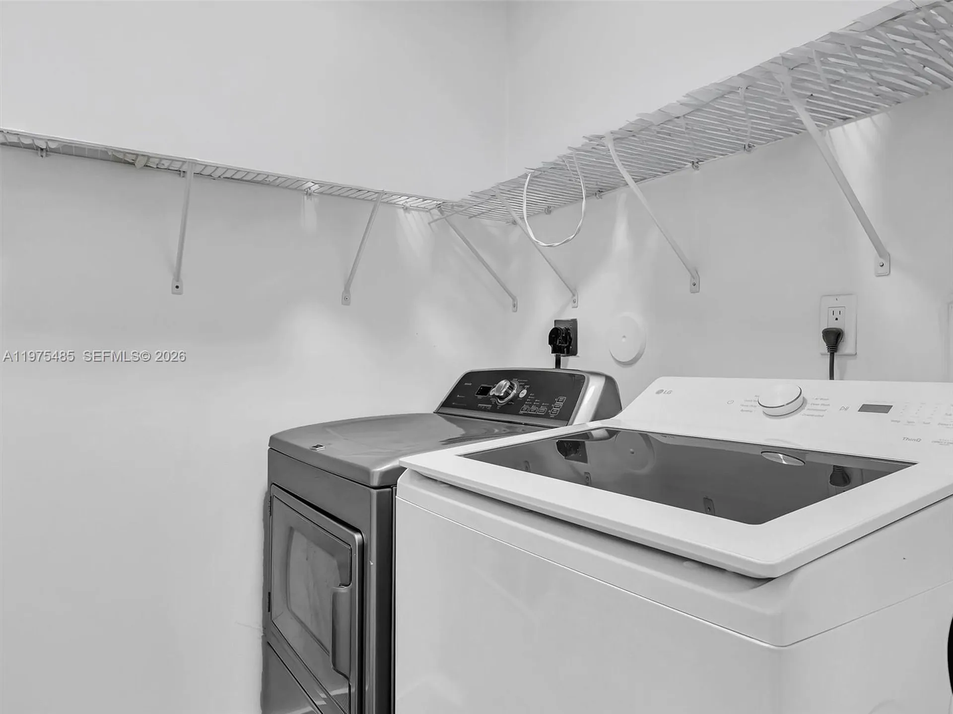 4962 SW 32nd Way Hollywood FL 33312