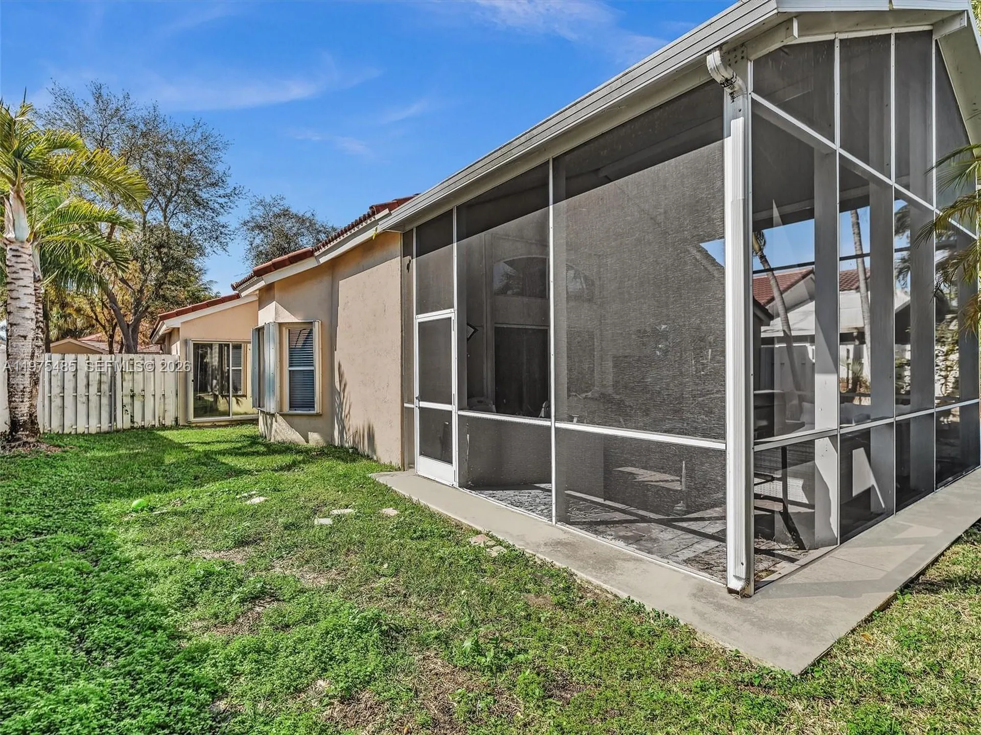 4962 SW 32nd Way Hollywood FL 33312