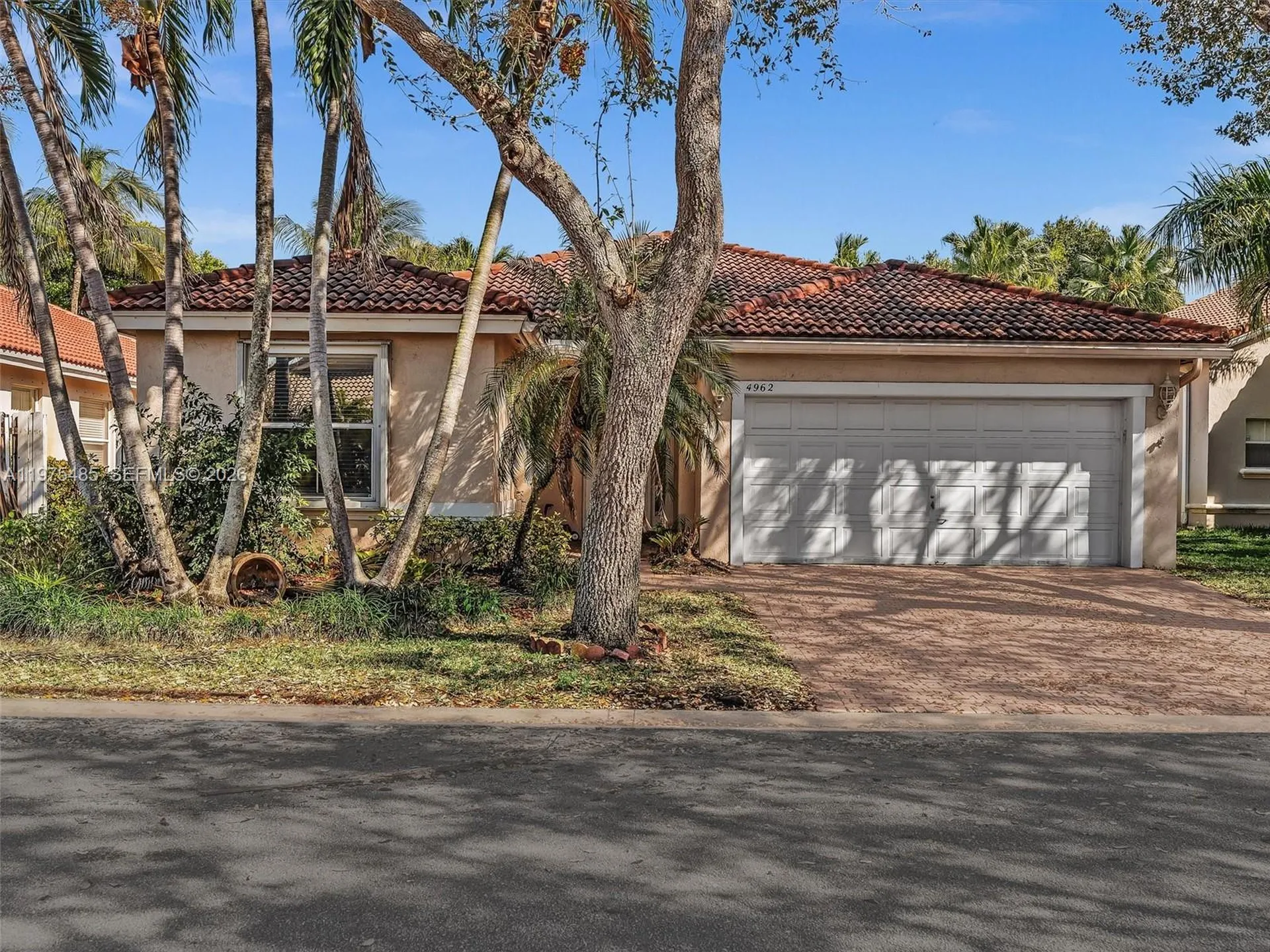 4962 SW 32nd Way Hollywood FL 33312