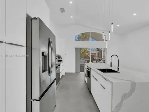 4962 SW 32nd Way Hollywood FL 33312