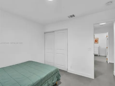 4962 SW 32nd Way Hollywood FL 33312