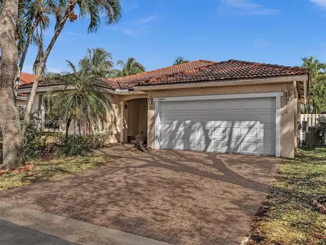 4962 SW 32nd Way Hollywood FL 33312