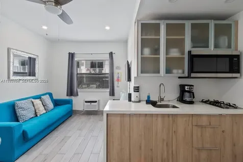 335 Ocean Drive Miami Beach FL 33139