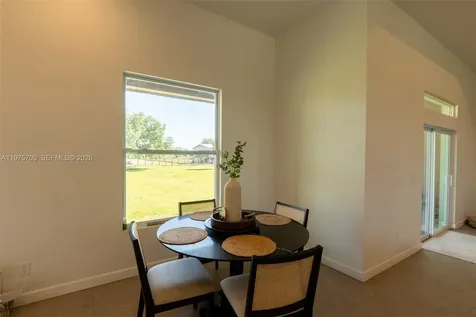 21810 NW 270th Street Okeechobee FL 34972